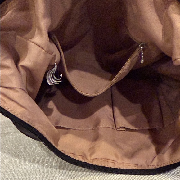 Baggallini Black Purse/Crossbody Bag Travel - Picture 7 of 13